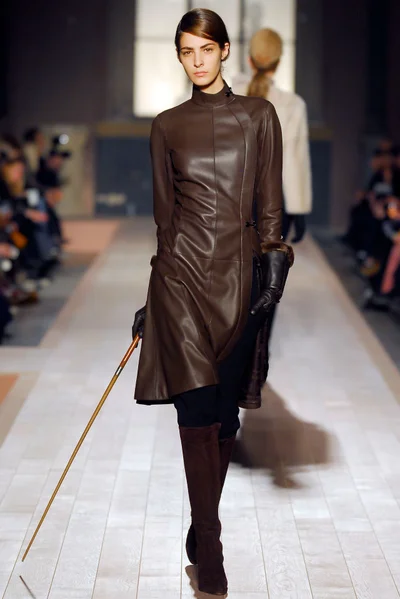 Look 7